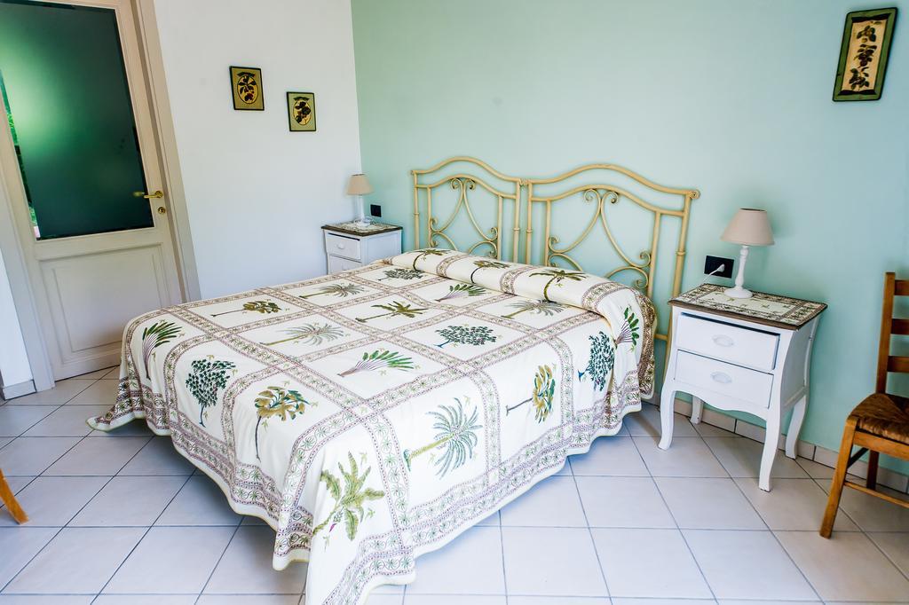 Bed and Breakfast Donnasilia Palinuro Exterior foto